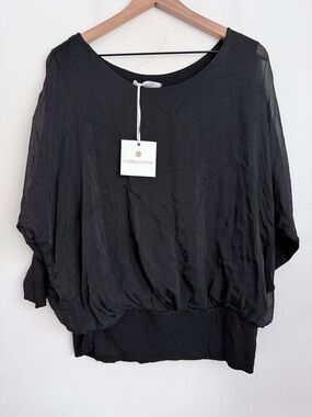 Cobblestone Living Cassandra Silk Top oversized Black